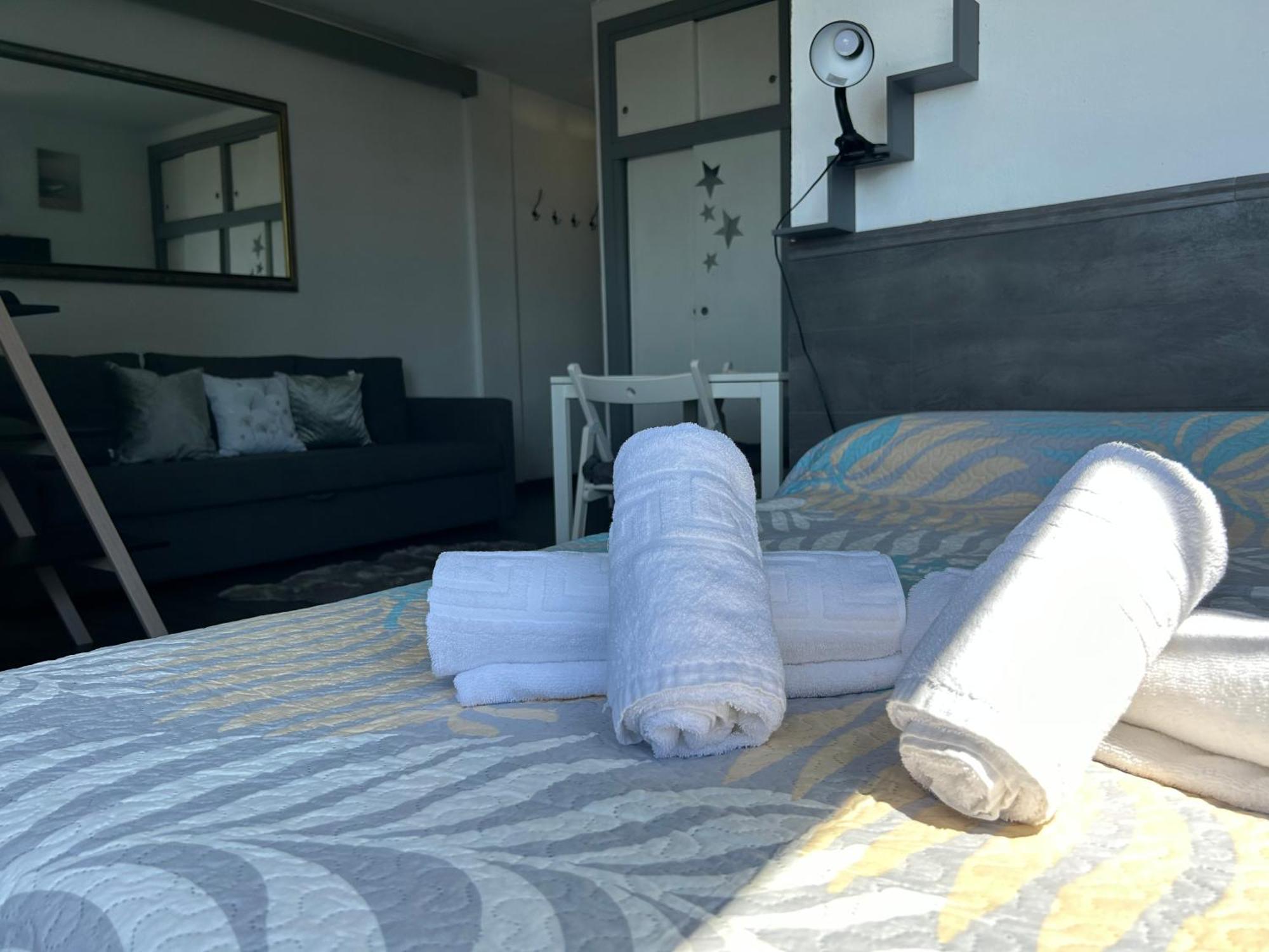Vistas Al Mar Urbanizacion El Candado Apartman Málaga Kültér fotó